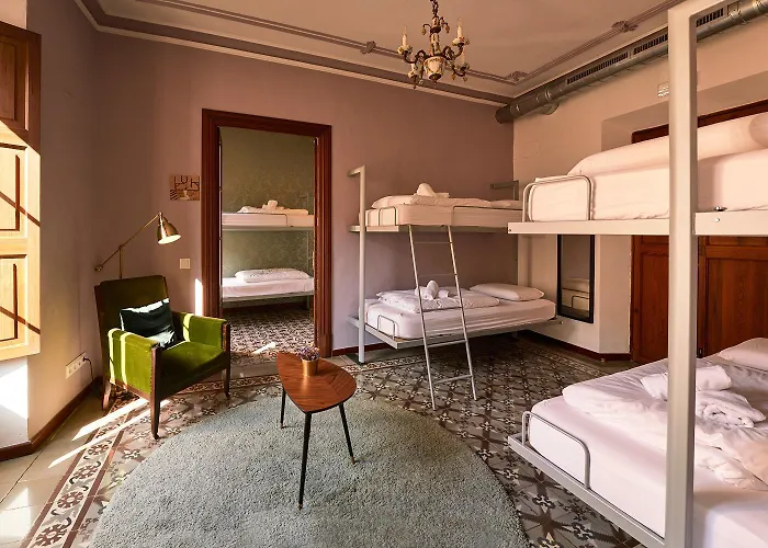 Hostel Sóller - Albergue Juvenil