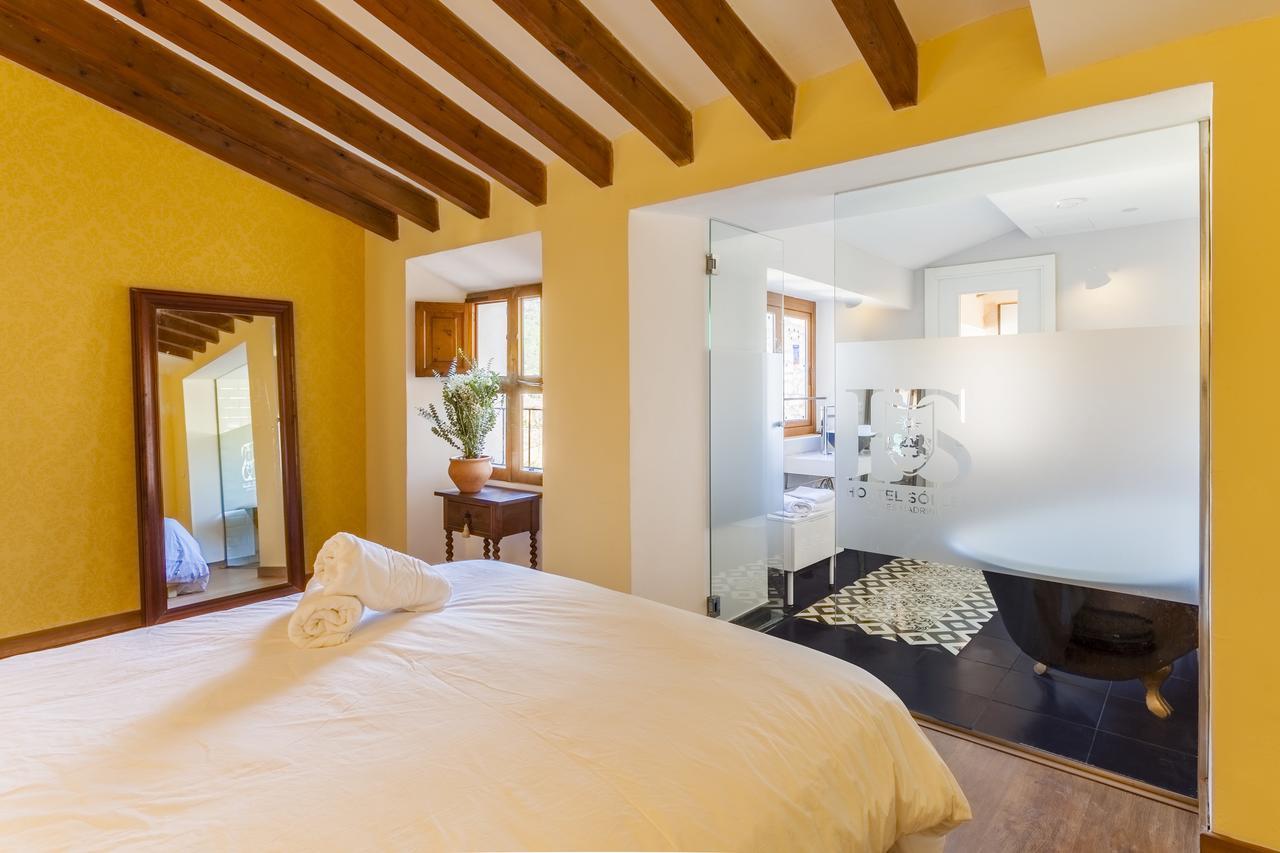 - Juvenil Hostal Sóller